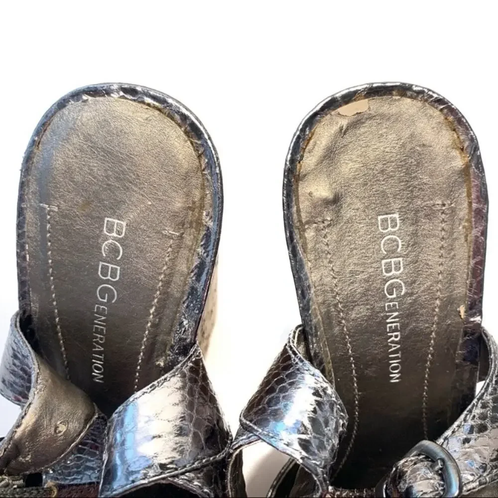 BCBGeneration Edelle Cork Platform Silver Wedges 8